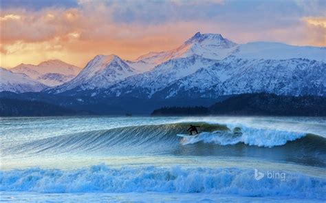 Winter Surfing Bing Theme Wallpaper View