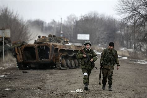 Ukrainian Separatists Take Two Villages in Push on Key Port