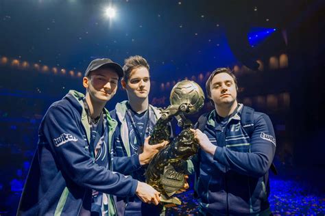 Gale Force Esports Crowned Rlcs Season 4 World Champions Rocket