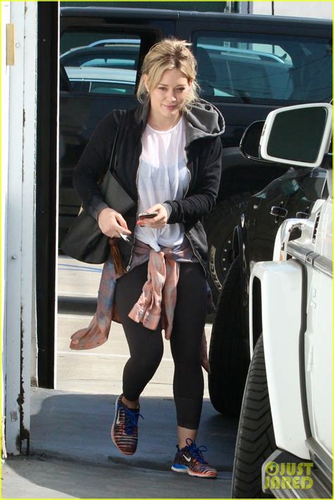Hilary Duff Files For Divorce From Mike Comrie Photo 3309176 Hilary