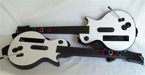 Wii Guitar Hero Aerosmith Special Edition Dual Bundle 2 Wireless Guitar