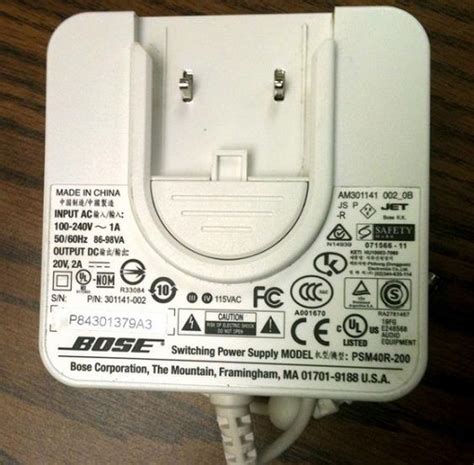 Genuine Original White BOSE PSM40R 200 AC Adapter For SoundDock