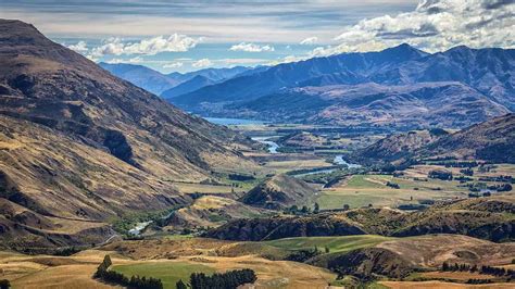 Everything You Need to Know About New Zealand's Best Mountains | True Travel