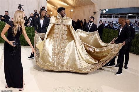 Lil Nas X Debuts THREE DIFFERENT Outfits On The 2021 Met Gala Red Carpet