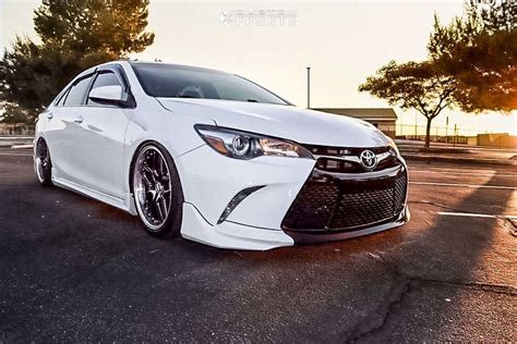 2017 Toyota Camry Se Aftermarket Parts