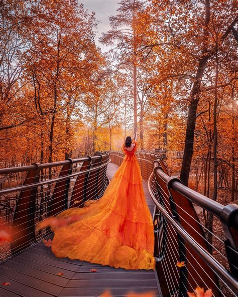 ≡ Photographer Shoots Dreamy Gowns Against Jaw Dropping Scenery 》 Her Beauty