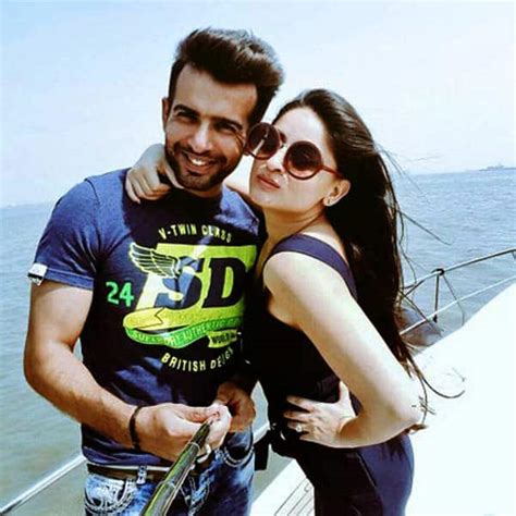 Jay Bhanushali And Mahi Vij Celebrated Their Valentines Day On The