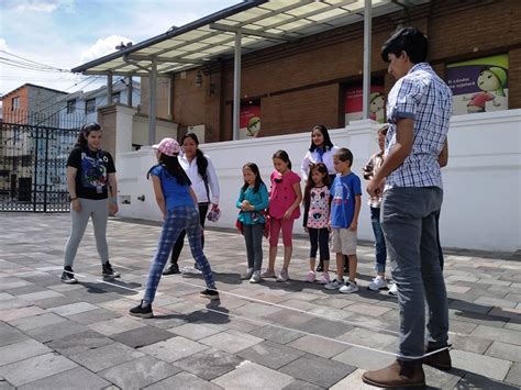 Maybe you would like to learn more about one of these? Juegos Tradicionales De Quito Collage : Juegos ...