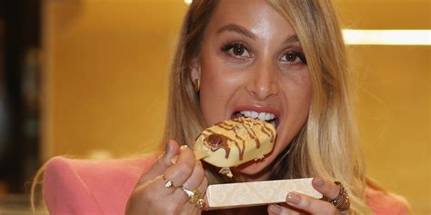 Celebrity Guilty Pleasures Prove Stars Are Just Like Us Huffpost