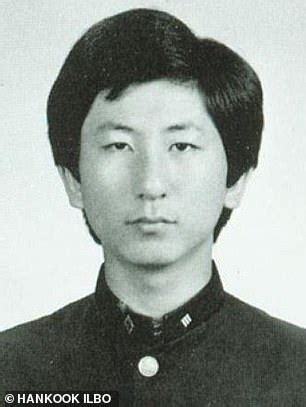 Director bong joon ho's 'memories of murder' was based on this serial killer as the killer had not been caught for over 20 years until lee chun jae confessed in 2019. South Korean police apologise after prolific serial killer ...