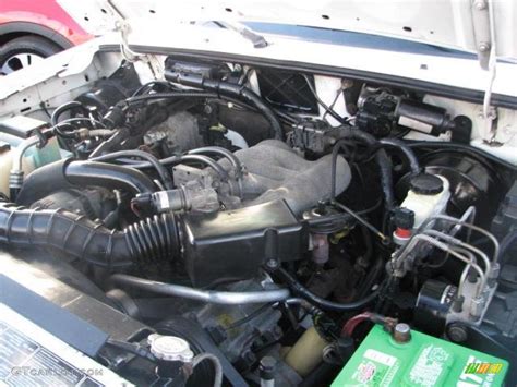 2001 Ford Ranger Xl Supercab 30 Liter Ohv 12v Vulcan V6 Engine Photo