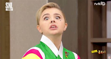 chloe grace moretz held her own in hilarious sketch for snl korea