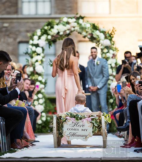 Photos with grandparents or family members that may no longer be around. Kids and Weddings: Cute Ceremony Ideas For Children - Inside Weddings