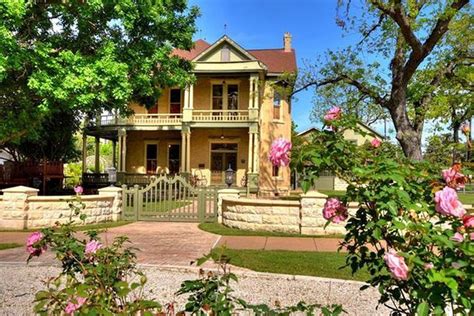 Austins 10 Oldest Homes For Sale Curbed Austin