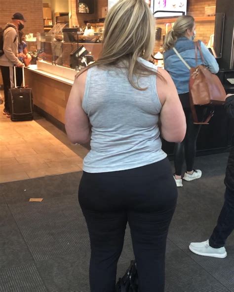 2022 PAWG Of The Year CONTEST Spandex Leggings Yoga Pants Forum