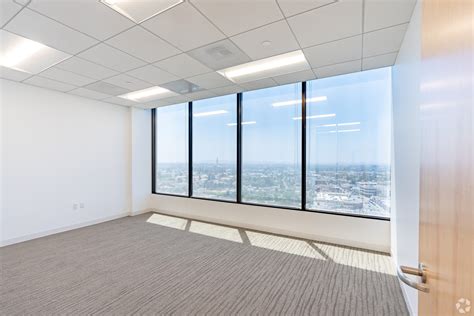 10880 Wilshire Blvd Los Angeles Ca 90024 Officeretail For Lease