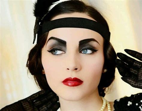 Makeup Tips And Trends Through The Ages 1920s Makeup Flapper Makeup