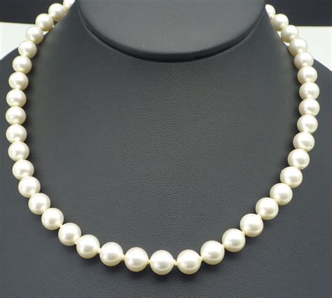 Vintage Majorica Pearl Necklace Gold Vermeil Clasp Safety Chain