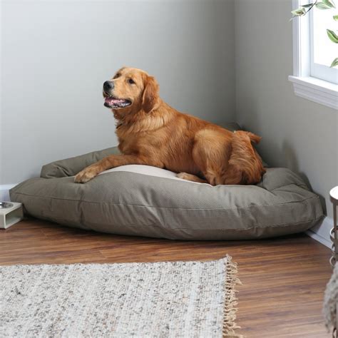 The Very Best Dog Beds For Large Dogs