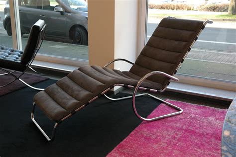 Jetzt online bestellen oder reservieren & abholen im. Chaise Lounge Mr Adjustable Bauhaus 100th Anniversary ...