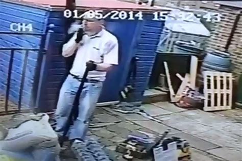 Video Brazen Dartford Builder From Breyer B Line Sacked After Being Caught On Camera Urinating