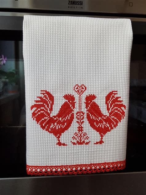 Kitchen Towel With Red Roosters Cross Stitch Free Embroidery Design