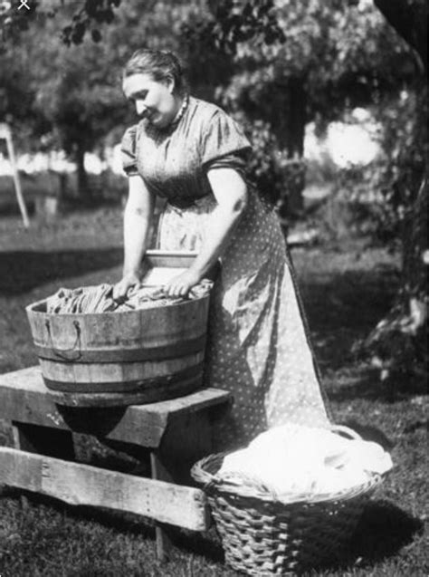 Mujer Lavando Ropa 1940 Vintage Laundry Laundry Soap Homemade