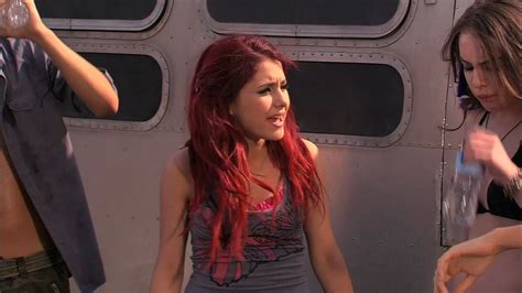 Victorious 1x08 Survival Of The Hottest Ariana Grande Image 20783311 Fanpop