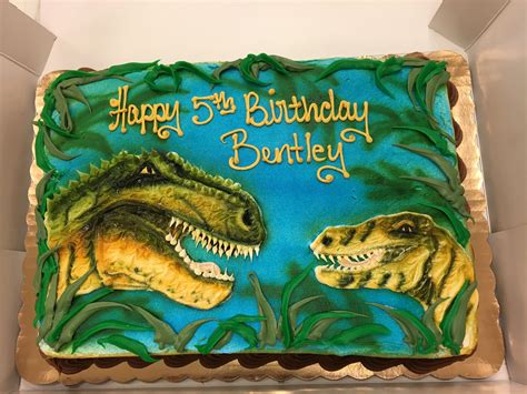 Buttercream Dinosaurs Cake Diy Birthday Cake Dinosaur Themed