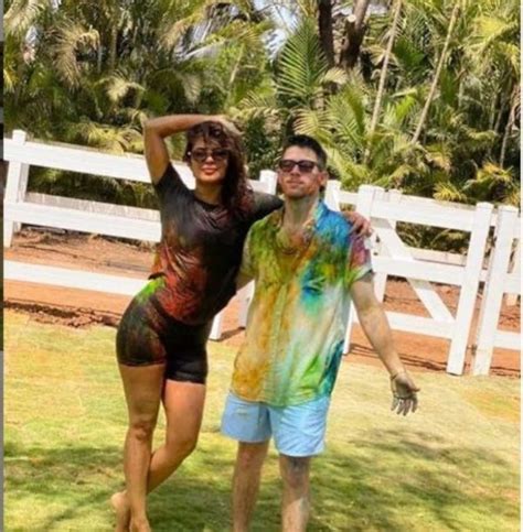 Holi 2020 Nick Jonas Celebrates His First Holi In India And Priyanka Chopra Says They Are