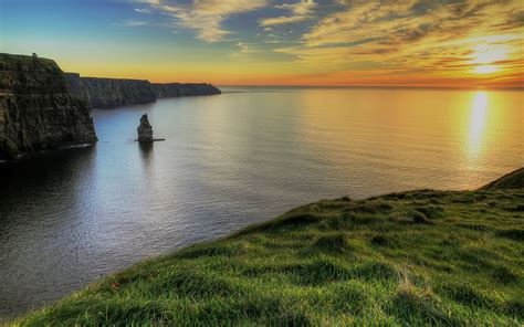 Cliffs Of Moher Cliff In The Republic Of Ireland Fond Décran Hd