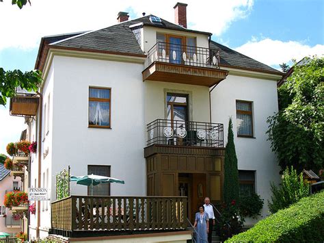 Здание апартаментов было построено в 1999 году. Sachsens traditionsreichstes Staatsbad - Gastgeber ...
