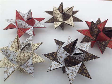 If you're looking for an easy, inexpensive paper decoration for a christmas or new year's eve party, then this is the craft for you. I've started making these christmas stars as they are very ...