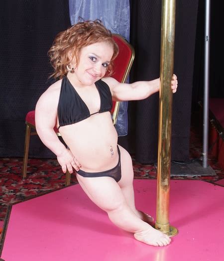 Hot S Xy Meet The World S Tiniest Stripper Who Has A Legion Of Fans