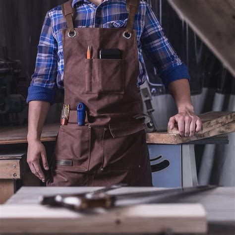 Best Woodworking Aprons Leather Options And More 2023