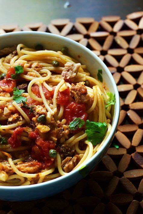 If your spaghetti sauce seems a little runny and you want to thicken it up, there are 3 different this can be cornstarch or flour/water roux. Spaghetti with sardines, capers and lemon - Cooking Maniac ...