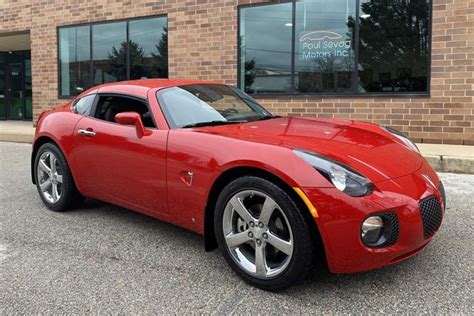 Autotrader Find 2009 Pontiac Solstice Gxp Coupe With Under 4000 Miles