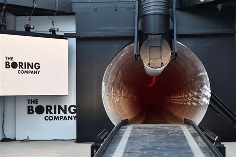 Elon Musk：the Boring Company 將在 未來幾年內 打造自家 Hyperloop
