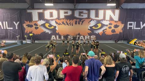 Top Gun Squirts Tiny L1 Cheerleading Routine Youtube