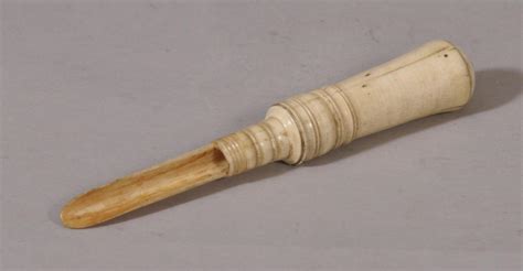 S3094 Antique 18th Century Bone Apple Corer Bada