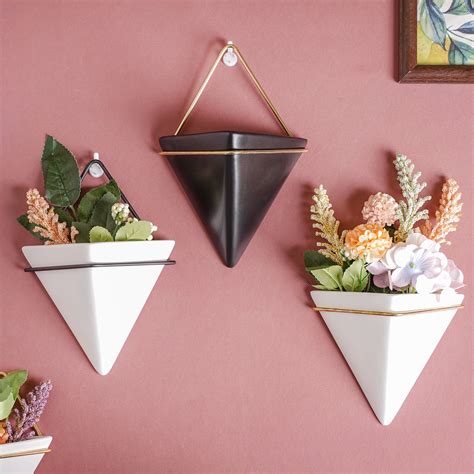 Triangular Ceramic Wall Hanging Planter Medium Nestasia