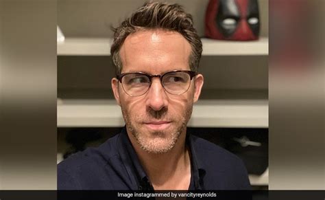 Ryan Reynolds Typically Ryan Reynolds Reaction To Being Mistaken For