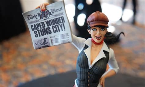 Extra Extra Read All About The New Bombshell Statue