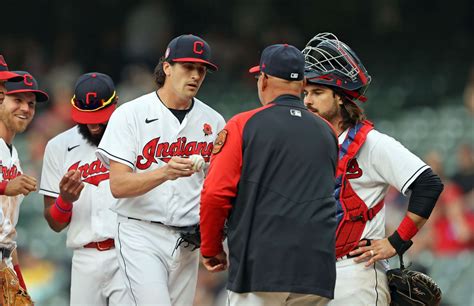 cal quantrill triston mckenzie give cleveland indians something to ponder after monday s starts