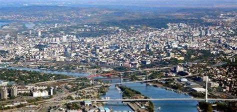 وتحدث الاثارة لمنطقة الجي سبوت عن طريق اما مداعبتها بالأصابع والجي سبوت داخل المهبل. اين تقع صربيا , جمهوريه صربيا - اثارة مثيرة