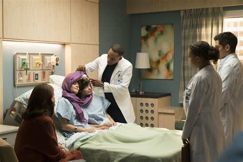 Shaun murphy, a young surgeon with autism and savant syndrome, relocates from a quiet country life to join a prestigious hospital surgical unit. Preview — The Good Doctor Season 1 Episode 11: Islands ...
