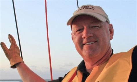 Hot Air Balloon Pilot 47 Dies After Trying To Land In Field With 10