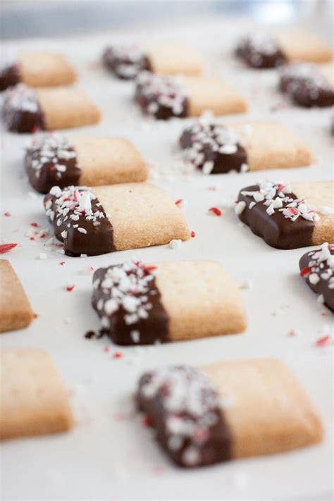 15 Deliciously Sweet Candy Cane Treats To Eat This Christmas