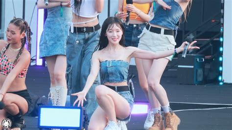 K Dolphin Oh My Girl Arin Fancam By