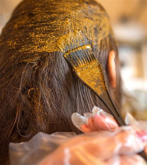 Have you ever looked at caucasian or asian hair close up? Henna For Hair: 9 Simple & Effective Hair Packs That You ...